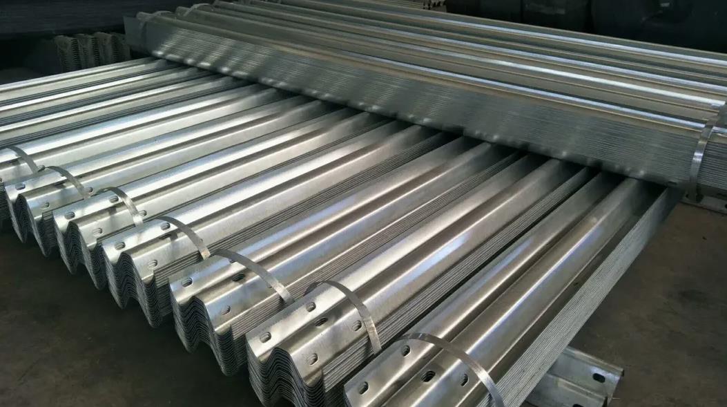 Premium Quality Galvanized Steel Highway W Beam Guardrails