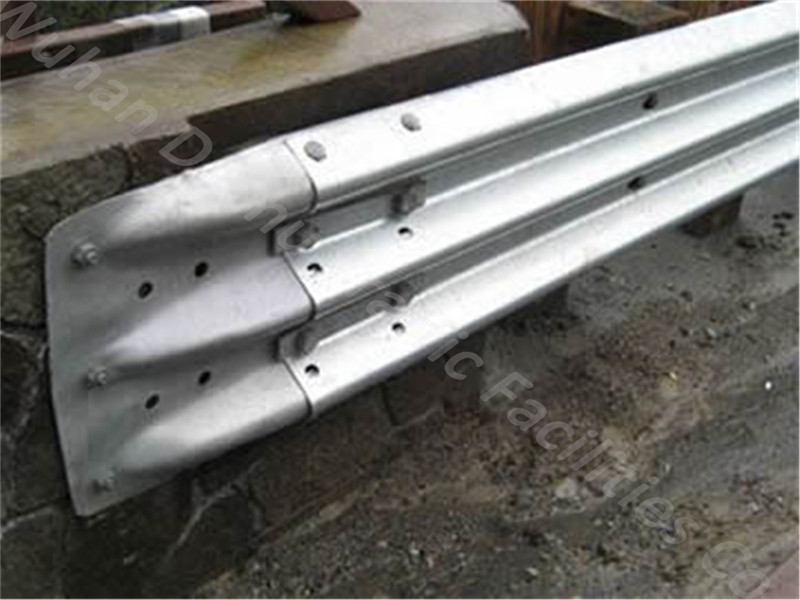 Galvanized Metal Road Guardrail Terminal End