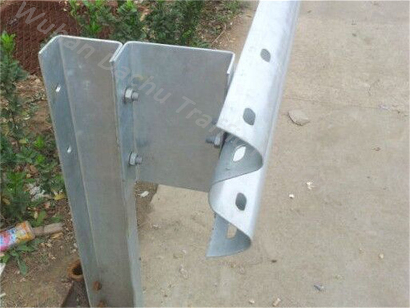 U Channel Guardrail Crash Barrier Post 