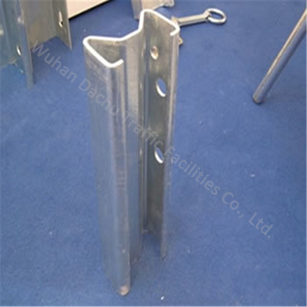 Hot-Dip Galvanized Q235 Sigma Guardrail Posts