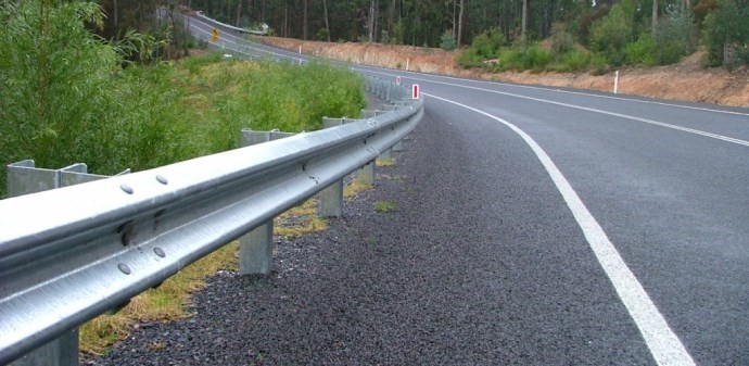 Galvanized Q235B Steel Highway Guardrails 